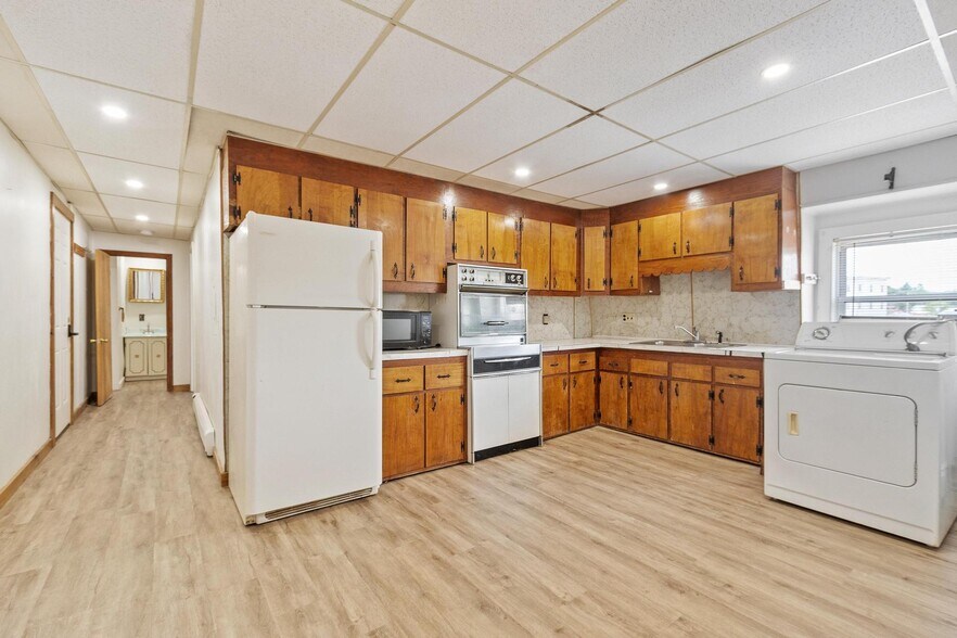 More Photos Of 50 Exchange St, Athol Multifamily For Sale