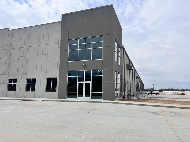 More Photos Of W Apple Blossom Ave, Lowell Industrial For Lease