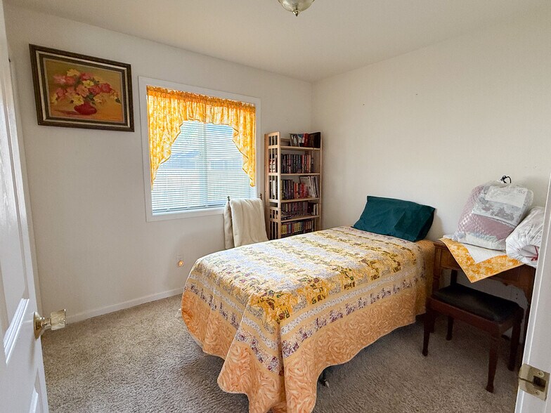 More Photos Of 3010 Elm St, Baker City Apartments For Sale