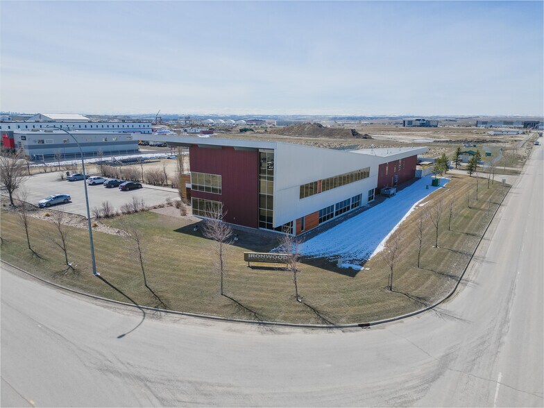 More Photos Of 261211 Wagon Wheel Way, Rocky View No 44 Light Manufacturing For Sale