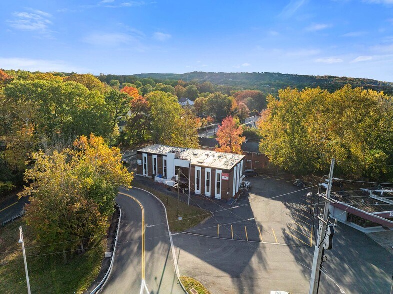 Primary Photo Of 201 Lower Notch Rd, Little Falls Medical For Lease