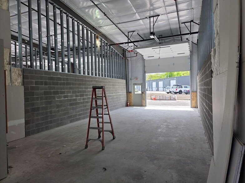 More Photos Of 335 Compass Cir, North Kingstown Industrial For Sale