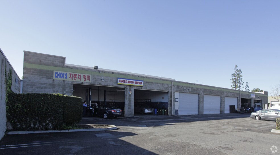 More Photos Of 510-516 Gilbert St, Fullerton Auto Repair For Lease
