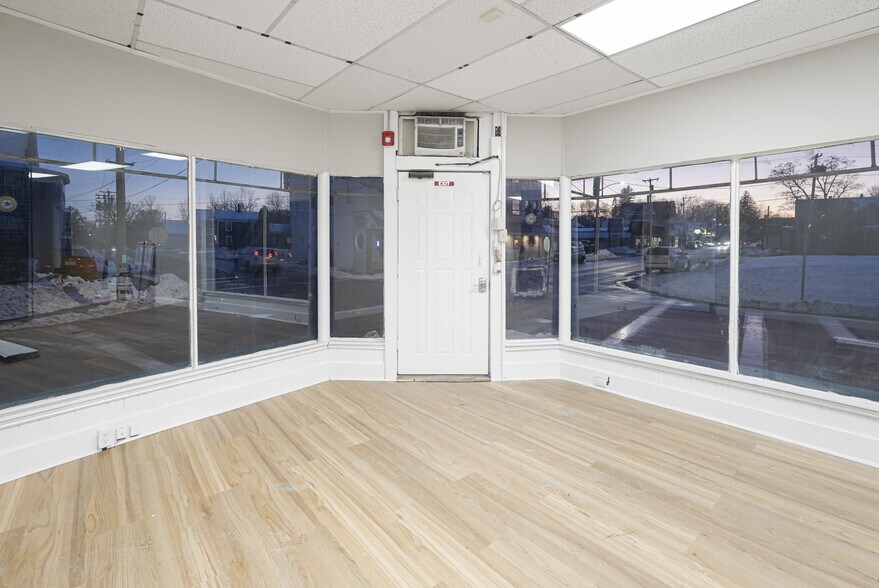 More Photos Of 168 Lunenburg St, Fitchburg Storefront Retail Residential For Lease
