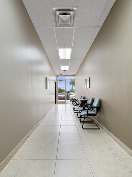 More Photos Of 1345 E Chandler Blvd, Phoenix Office For Lease