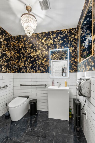 More Photos Of 251-253 Metropolitan Ave, Brooklyn Apartments For Lease