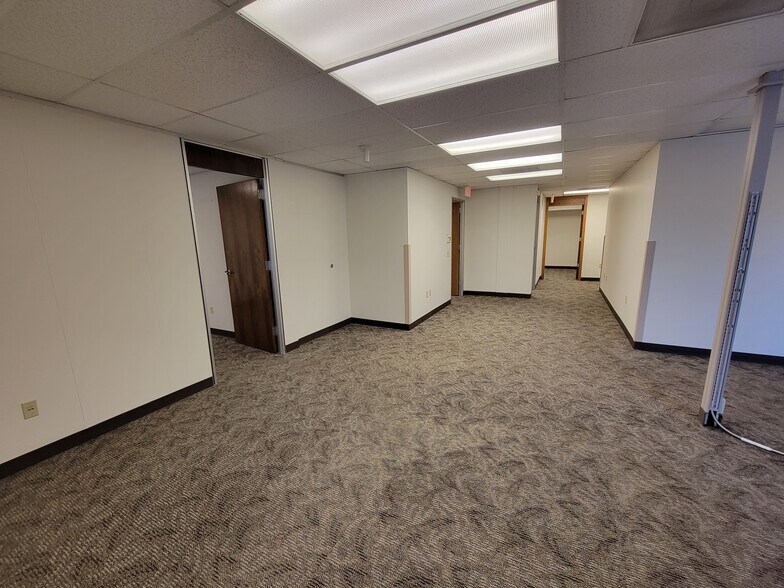More Photos Of 4205 State St, Bismarck Medical For Sale