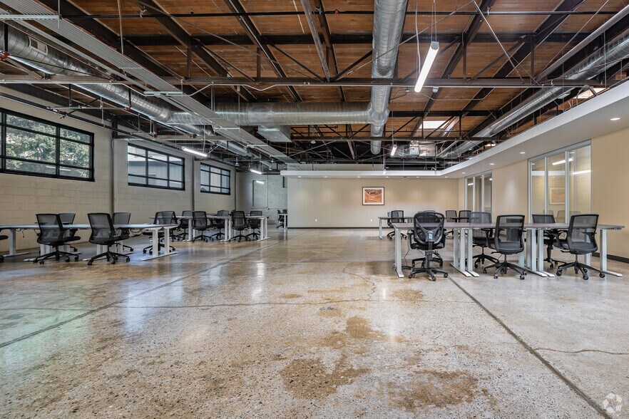 More Photos Of 650 S 500 W, Salt Lake City Office For Lease