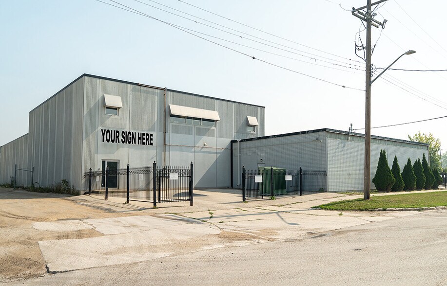 Primary Photo Of 1395 Whyte Av, Winnipeg Warehouse For Sale