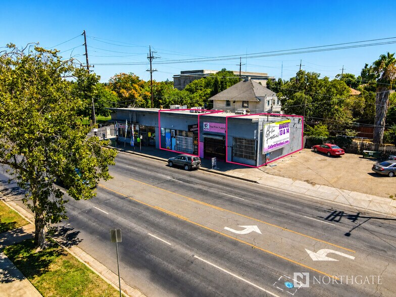More Photos Of 228 E Harding Way, Stockton Unknown For Lease