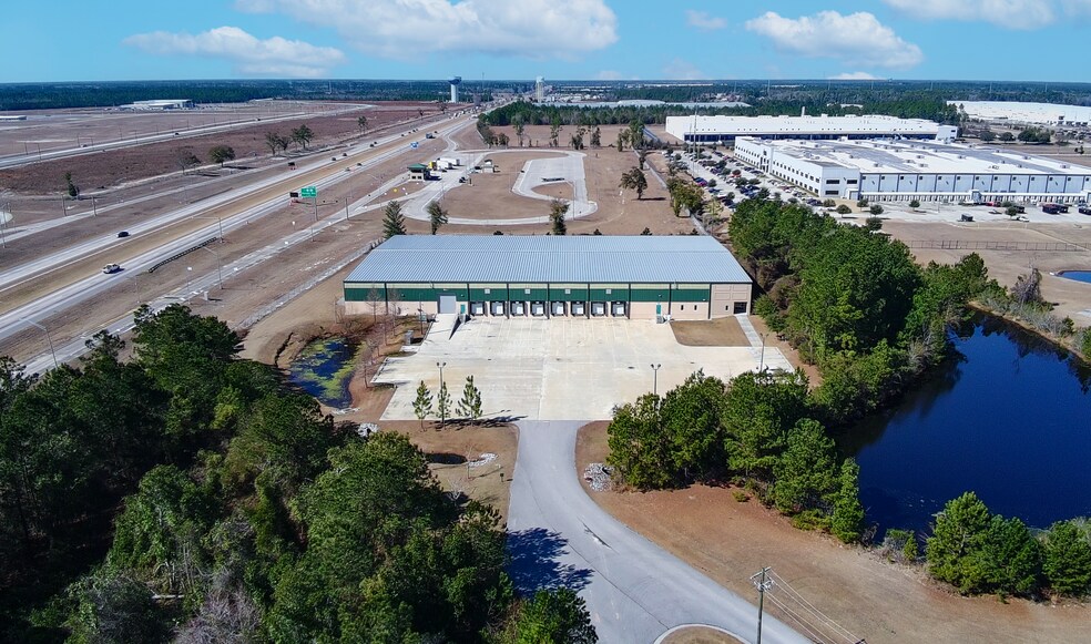 More Photos Of 1500 Oracal Pky, Ellabell Warehouse For Lease