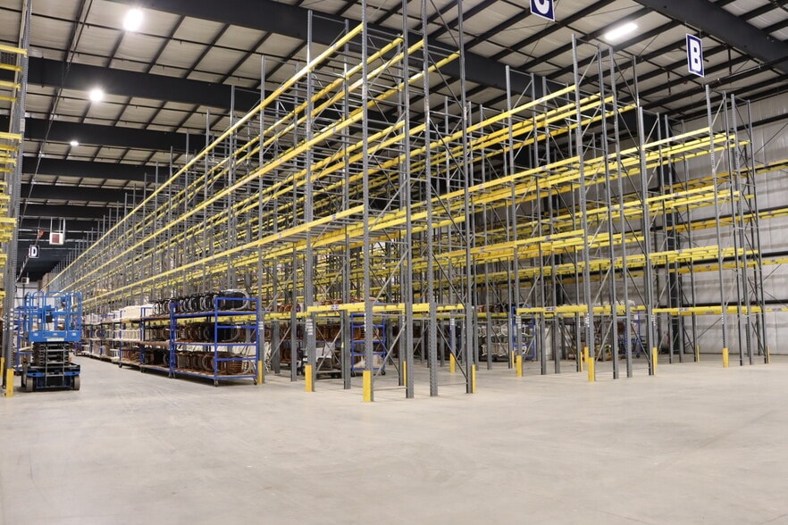 More Photos Of 7235 Bonnyshire Dr, Chattanooga Industrial For Sale