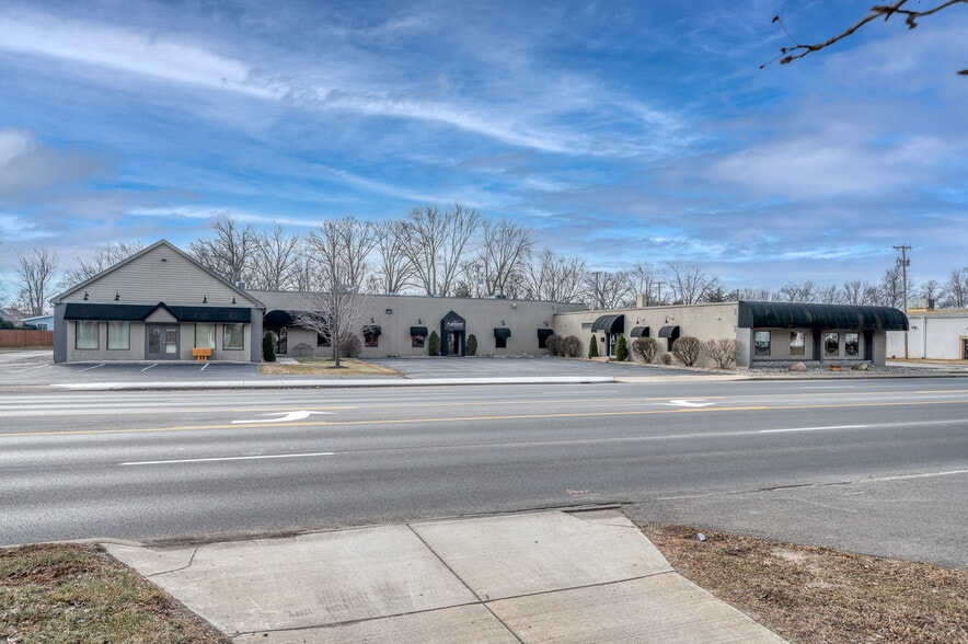 Primary Photo Of 5025 Dorr St, Toledo Showroom For Sale