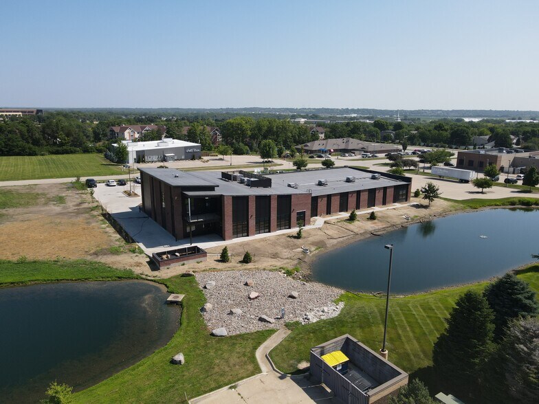 More Photos Of 8700 Thomas Ave, Johnston General Retail For Lease
