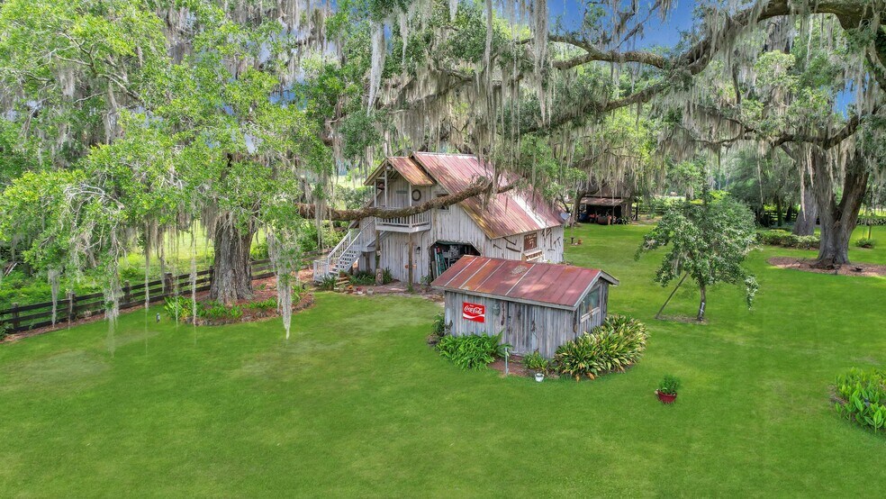 More Photos Of 1871 GA Highway 99, Brunswick Specialty For Sale