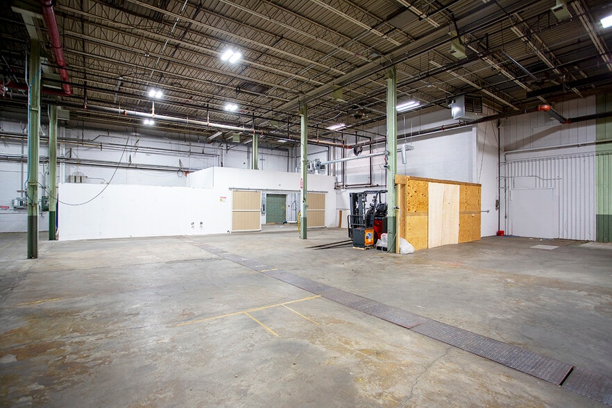 More Photos Of 435 Lancaster St, Leominster Office For Lease