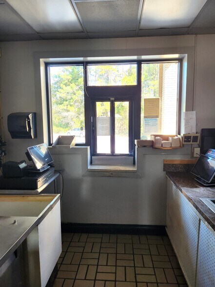 More Photos Of 1020 Horse Creek Rd SW, Darien Restaurant For Lease