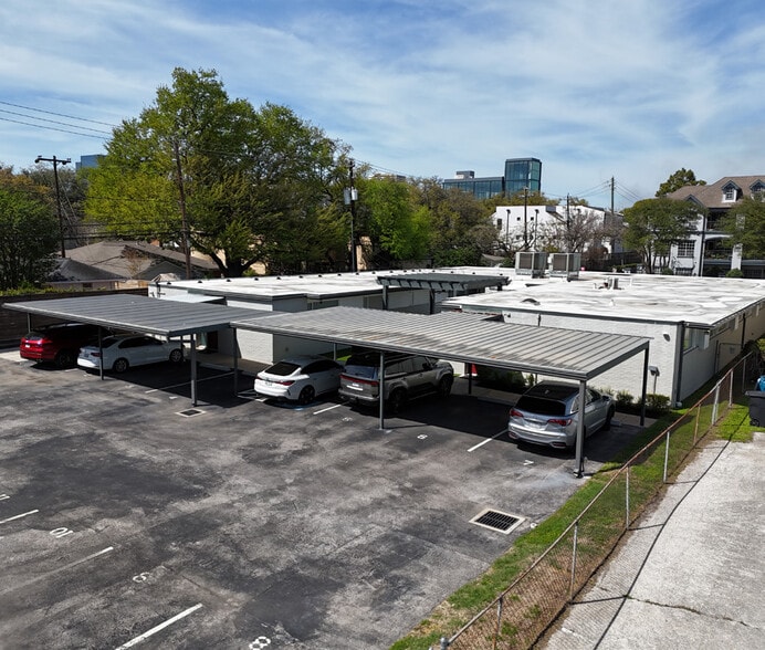 More Photos Of 3939 Essex Ln, Houston Office For Sale