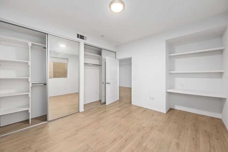 More Photos Of 1183 Crenshaw Blvd, Los Angeles Apartments For Sale