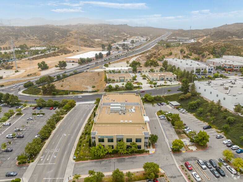 26415 Carl Boyer Dr, Santa Clarita, CA 91350 Medical Office For Lease