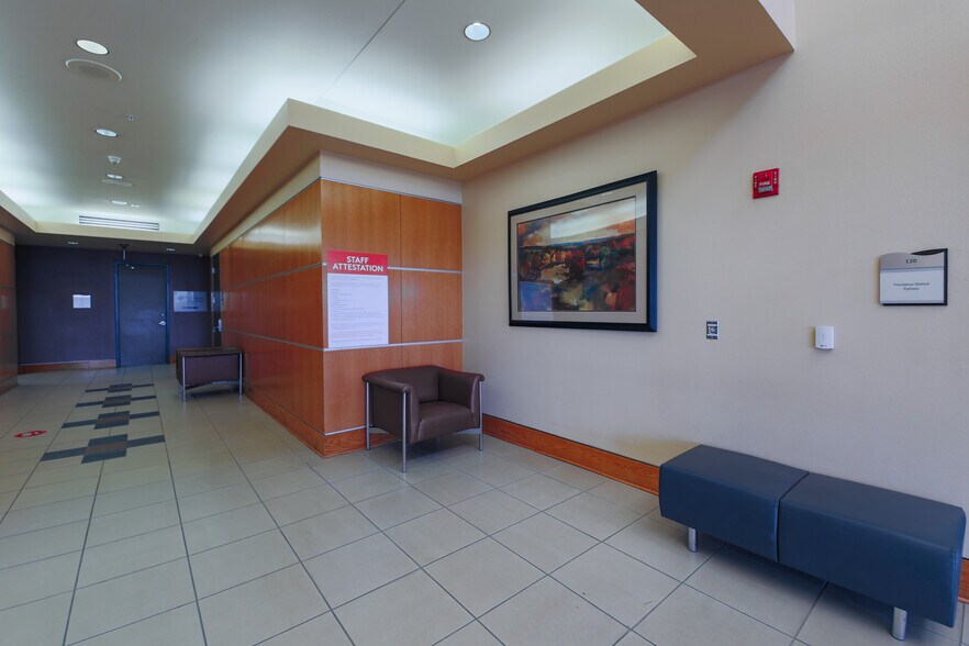 More Photos Of 3270 Joe Battle Blvd, El Paso Medical For Lease
