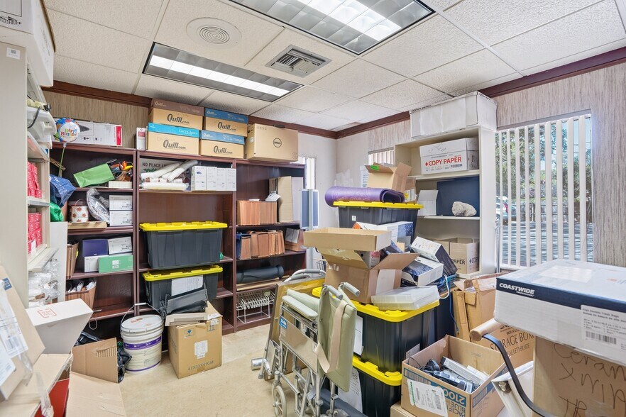 More Photos Of 906 S Fort Harrison Ave, Clearwater Medical For Sale