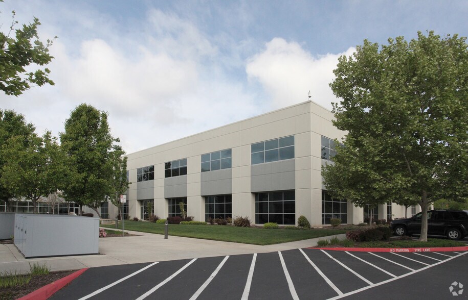 More Photos Of 10940 White Rock Rd, Rancho Cordova Coworking Space