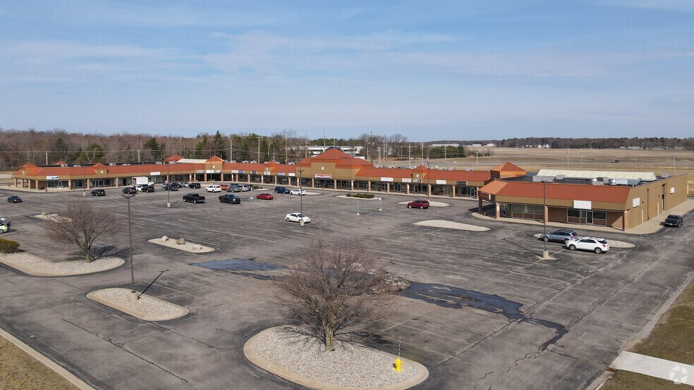 Primary Photo Of 1028-1086 E Sternberg Rd, Muskegon General Retail For Lease