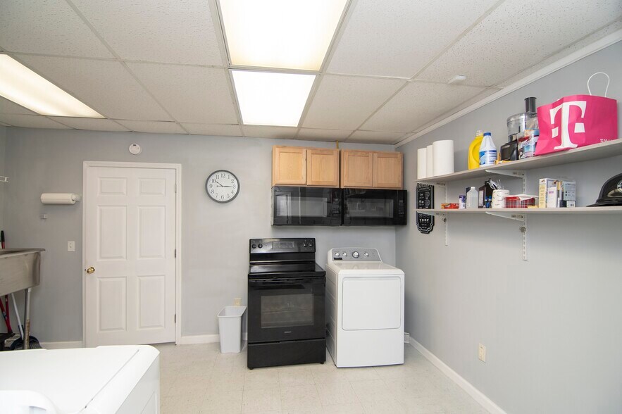 More Photos Of 439 Main Street, Rainelle Storefront Retail Residential For Sale