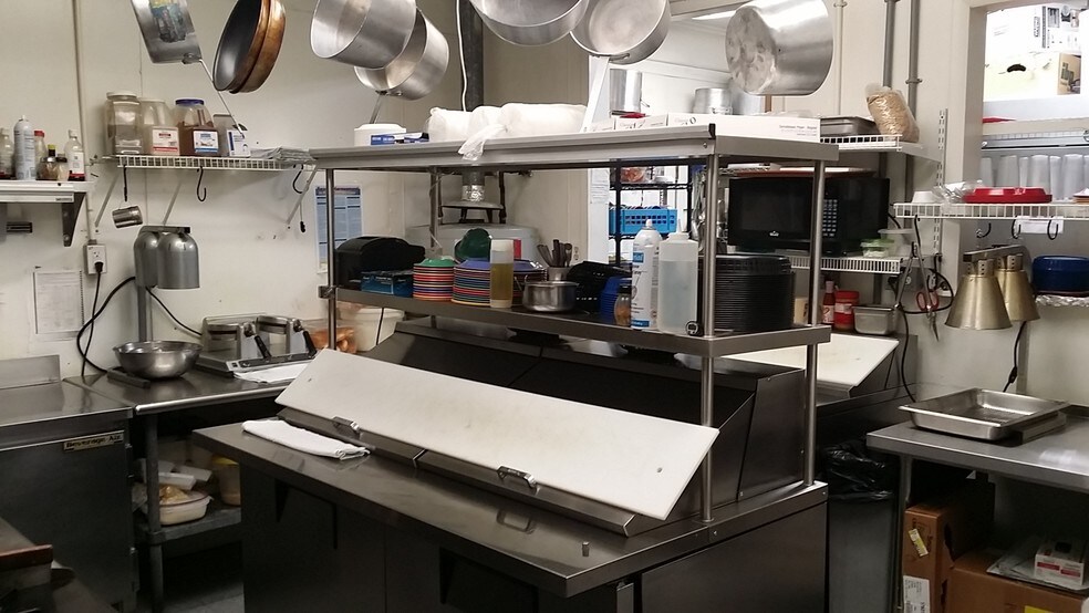 More Photos Of 6415 Beach Dr SW, Ocean Isle Beach Restaurant For Sale