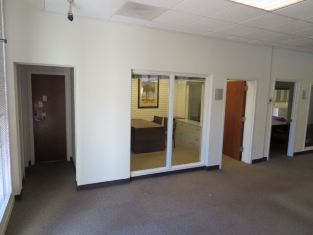 More Photos Of 2500 Charleston Hwy, Cayce Bank For Lease