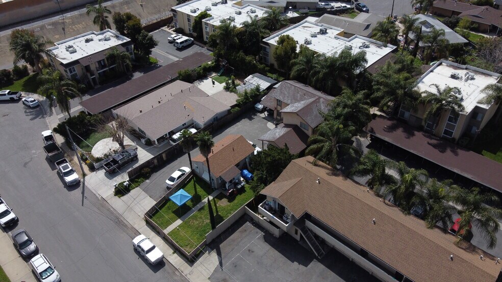 More Photos Of 565 N Beech St, Escondido Apartments For Sale