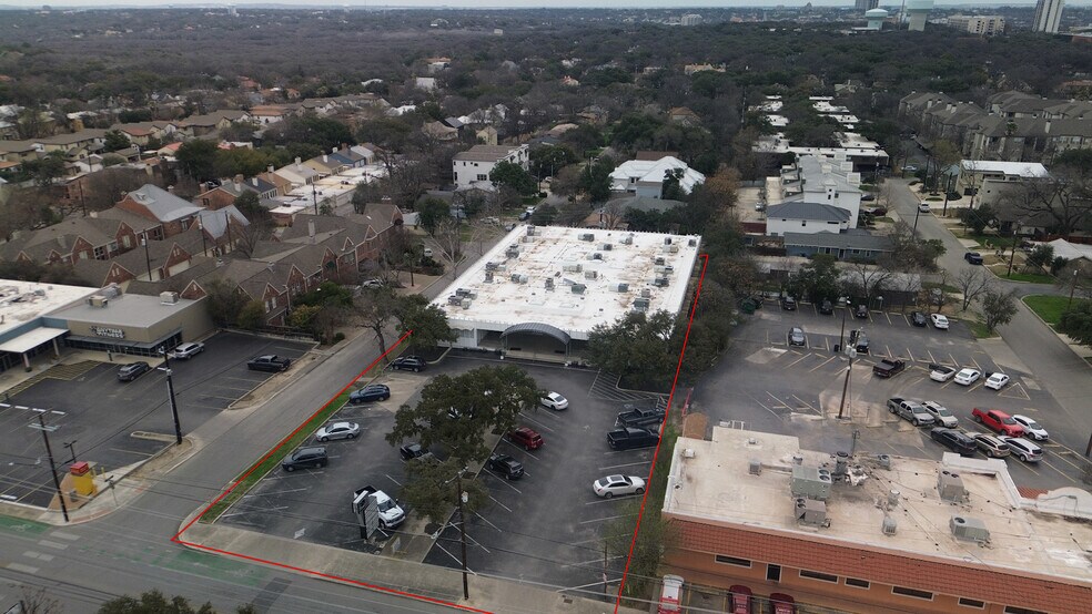 More Photos Of 4118 McCullough Ave, San Antonio Medical For Lease