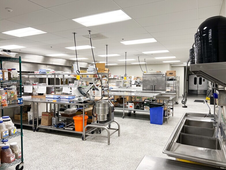 More Photos Of 105 Vernon St, Roseville Freestanding For Sale