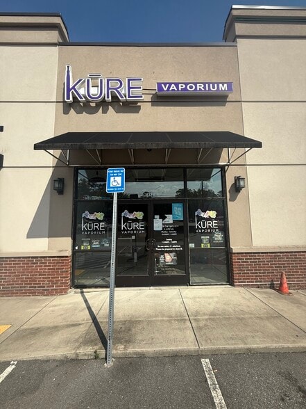 More Photos Of 632 W Oglethorpe Hwy, Hinesville Storefront For Lease