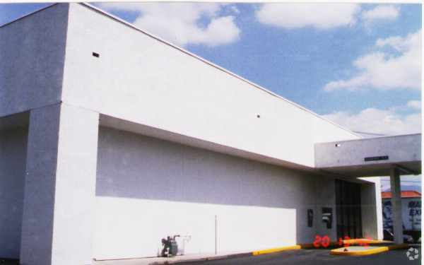 More Photos Of 2395 Willow Pass Rd, Concord Bank For Lease