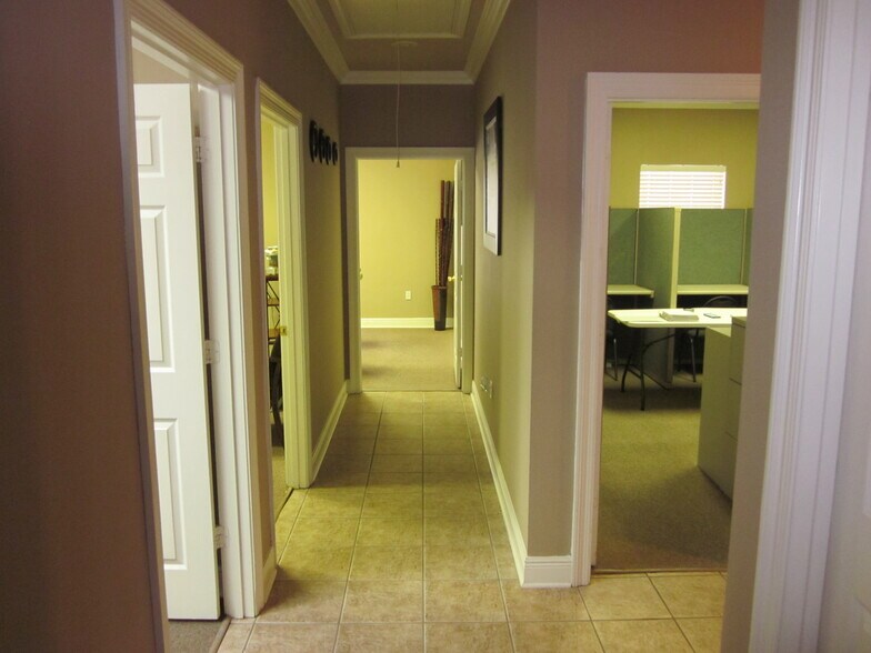 More Photos Of 3975 O'Neal Ln, Baton Rouge Loft Creative Space For Lease