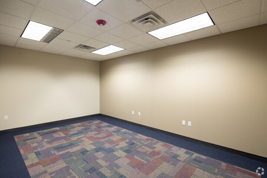 More Photos Of 1100 Cornwall Rd, South Brunswick Medical For Lease