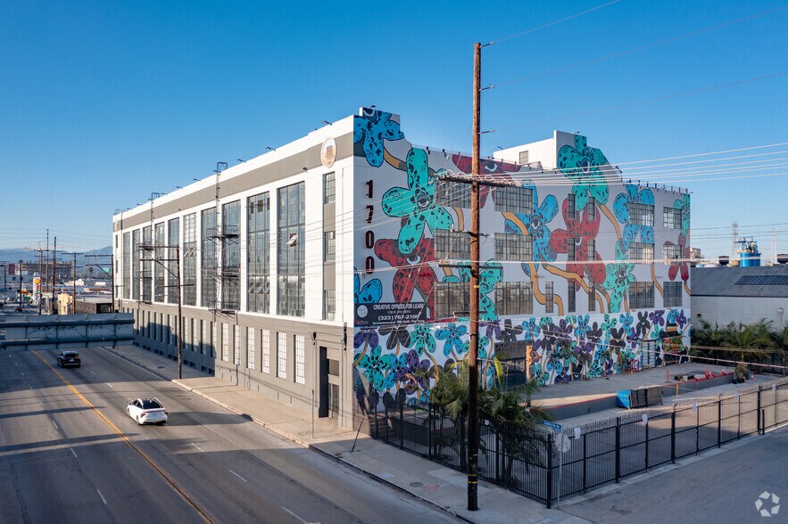 More Photos Of 1700 S Santa Fe Ave, Los Angeles Loft Creative Space For Lease