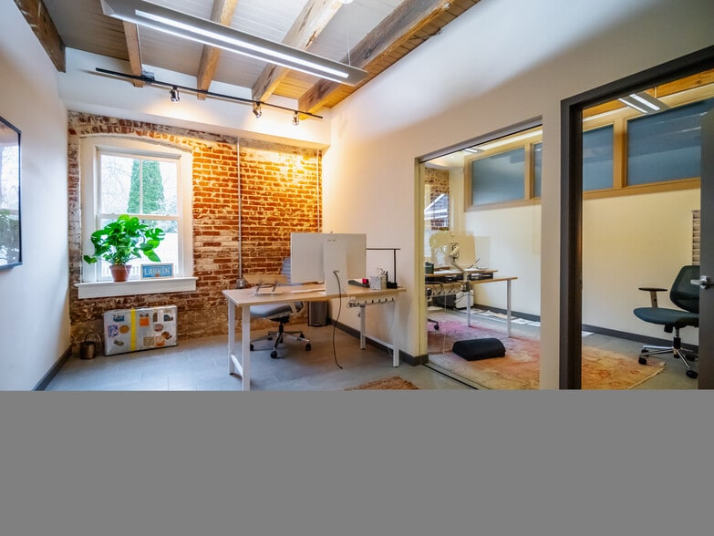 More Photos Of 243 N Union St, Lambertville Office For Lease