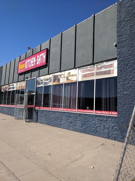 More Photos Of 650-660 El Cajon Blvd, El Cajon Storefront For Lease