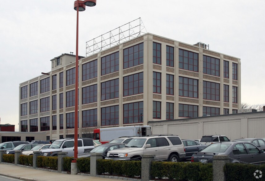 More Photos Of 225 Chapman St, Providence Medical For Lease