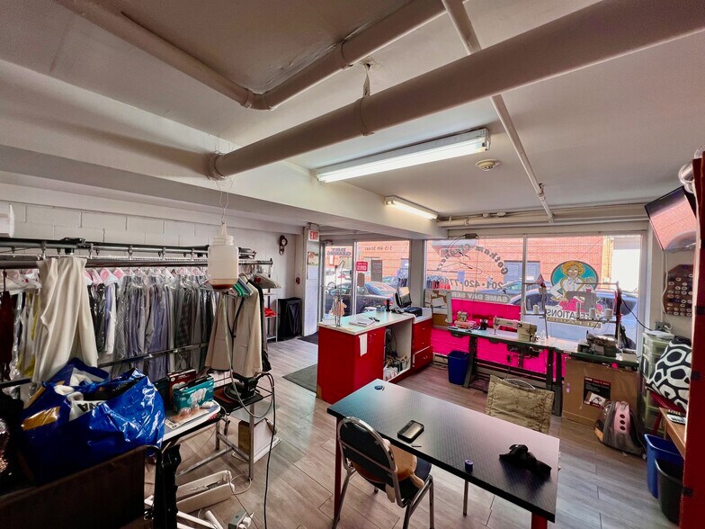 More Photos Of 515 4th St, Hoboken Storefront Retail Office For Lease