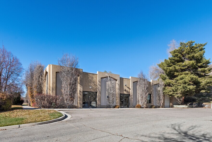 More Photos Of 1682-1688 W 820 N, Provo Office For Lease