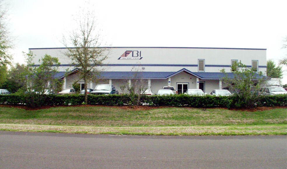 More Photos Of 107 Commerce St, Lake Mary Flex For Sale