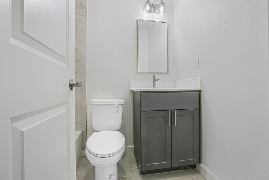 More Photos Of 41063 Cannon Rd, Gonzales Apartments For Sale