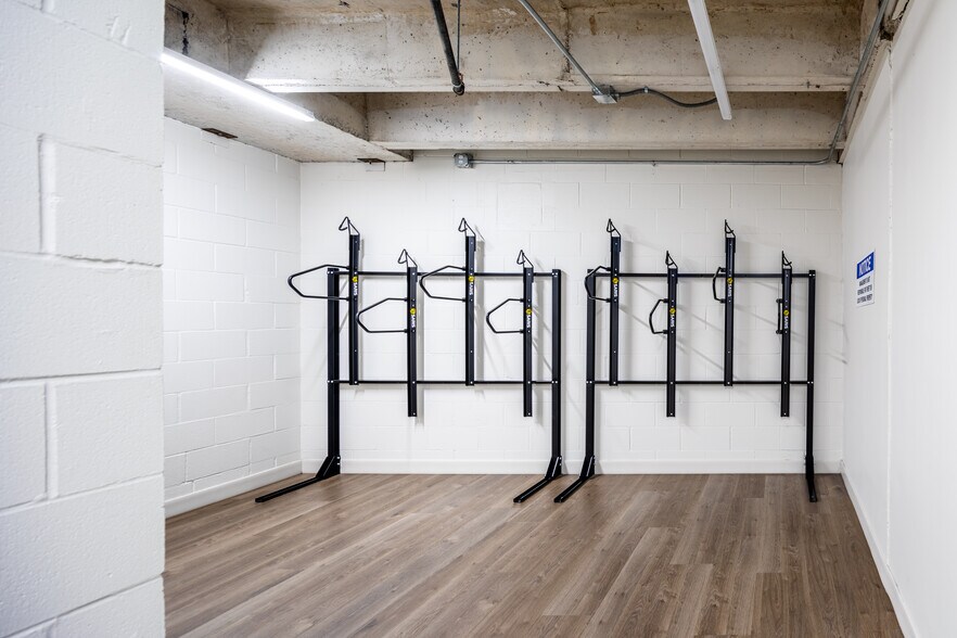 More Photos Of 1233 West Loop S, Houston Unknown For Lease