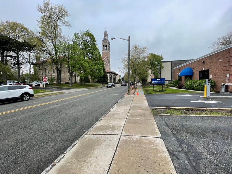 More Photos Of 25 N Fullerton Ave, Montclair Office Residential For Lease