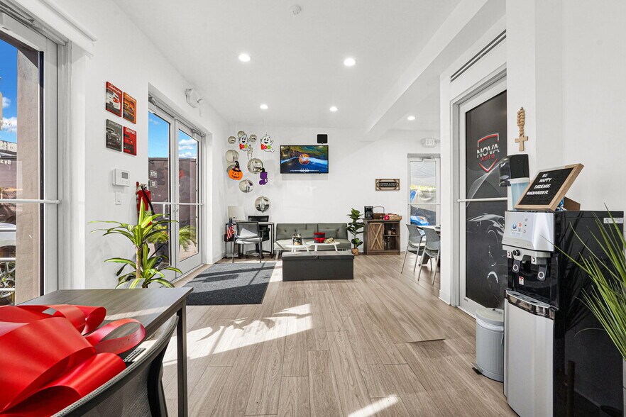 More Photos Of 9621 NW 27th Ave, Miami Office For Sale