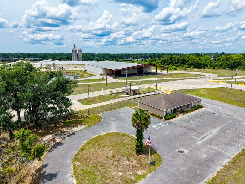 More Photos Of 1509 S Byron Butler Pky, Perry Manufacturing For Sale